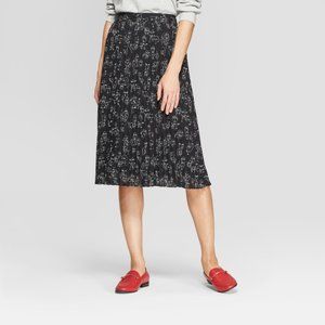 A New Day + Vital Voices Printed Pleated Midi XXL